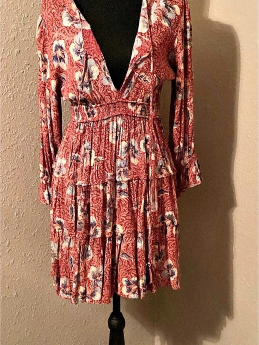 Angie Boho Floral Mini Dress in Red & Blue Size Small Like New